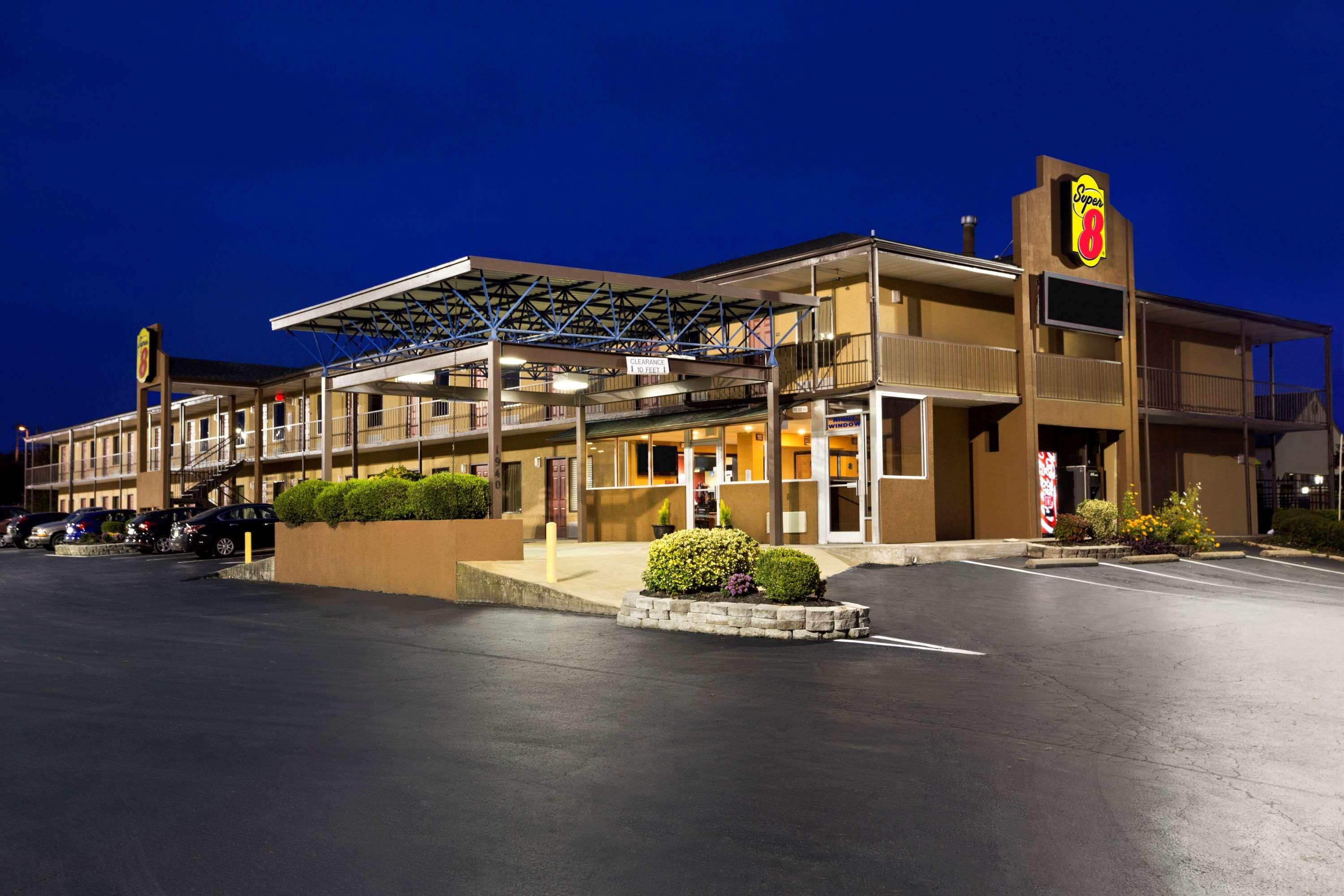 Super 8 By Wyndham Jackson Motel Buitenkant foto